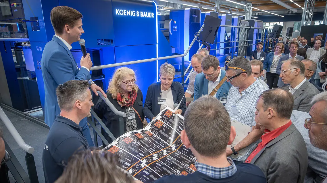 Koenig & Bauer VariJET 106高管峰会：新客户战略发布，折叠纸盒生产未来已至